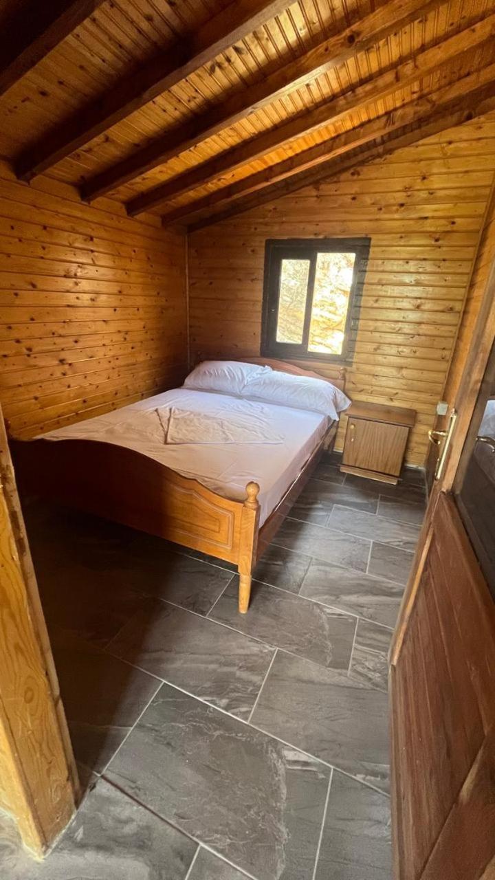 Kongjoni'S Rooms Himare Exterior foto